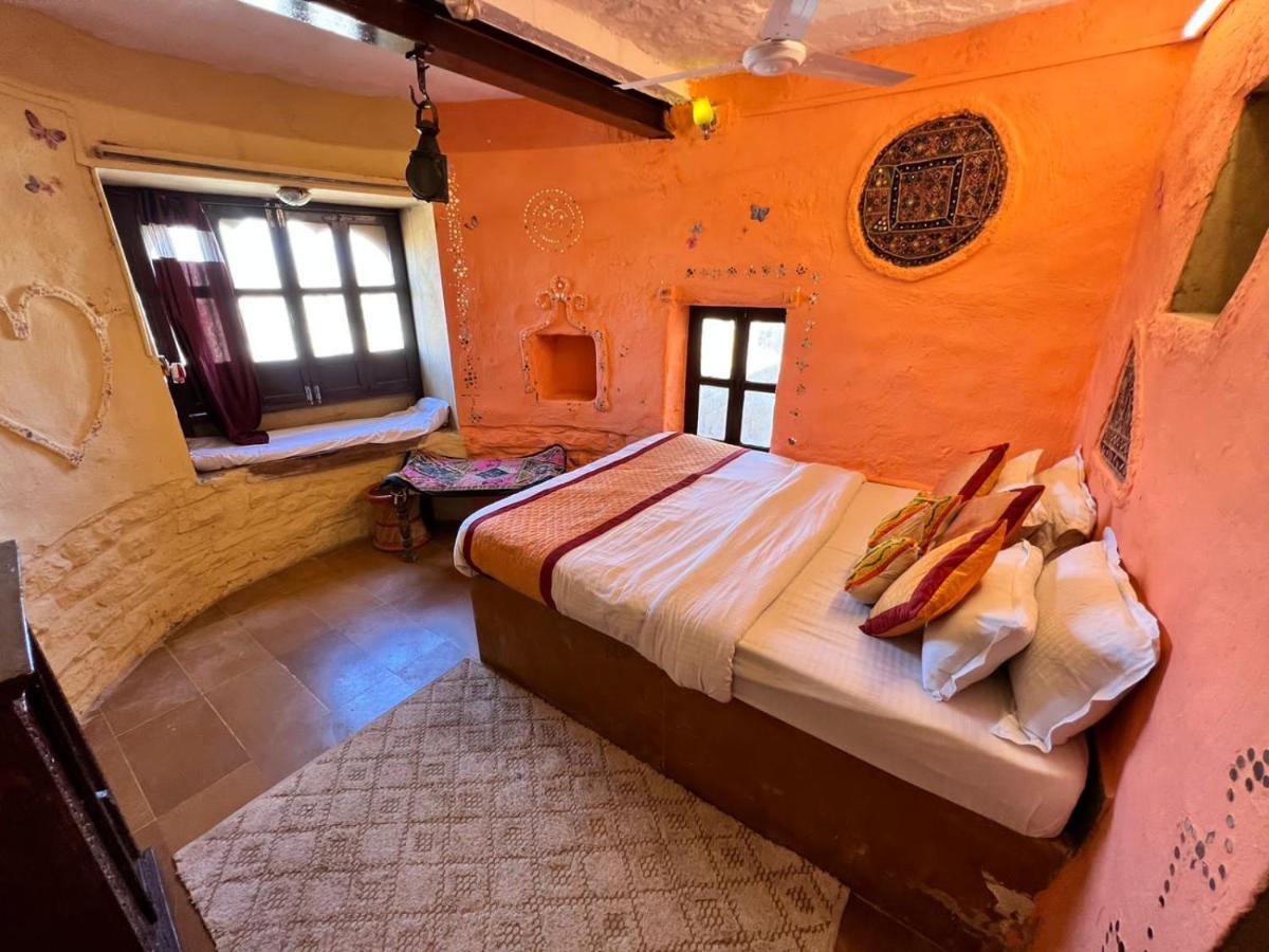 Saffron Guest House Джайсалмер Экстерьер фото